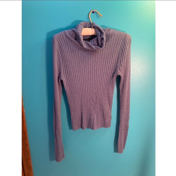 American eagle blue turtle neck - Picture 1 of 2